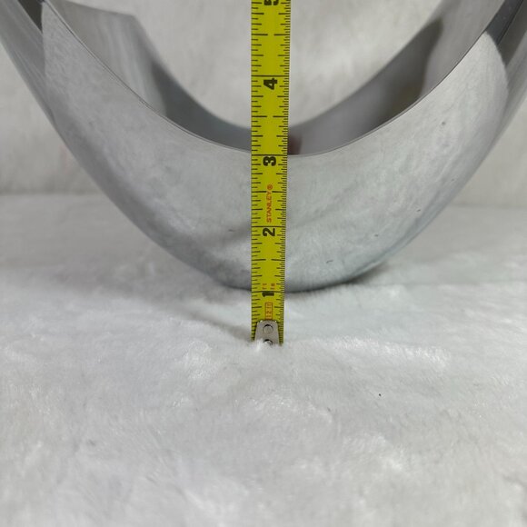 Set Of 2 Modern Silver Aluminum Modern Sculpture Centerpiece bowls Reflective - Picture 7 of 11